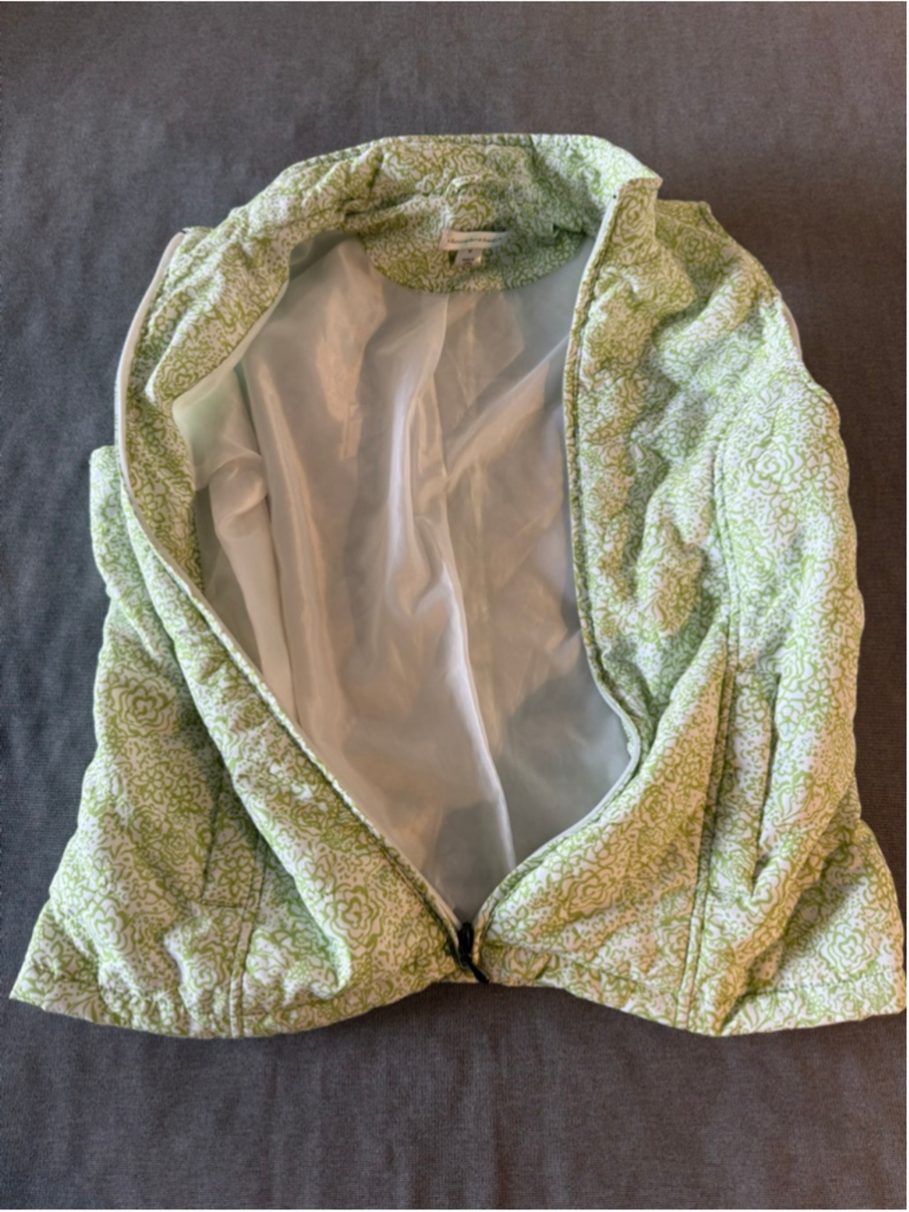 Christopher & Banks quilted vest green and white floral size Medium - Picture 4 of 9